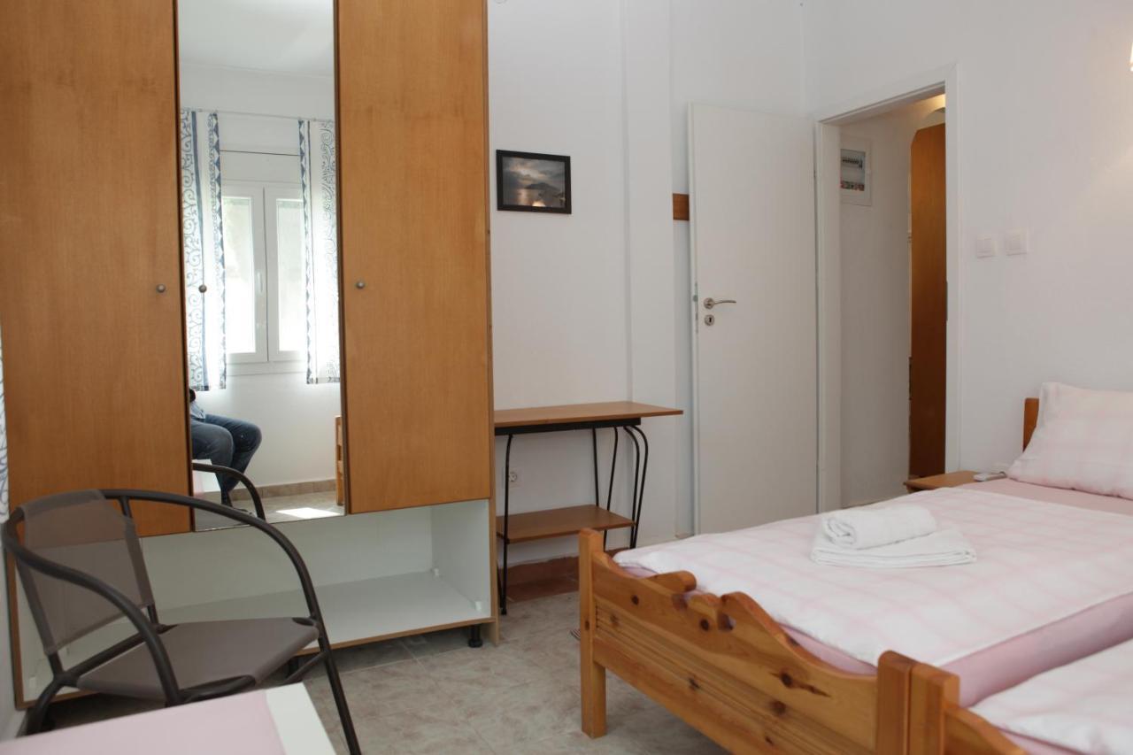 O Pyrgos Accommodations Panormos  Exterior foto